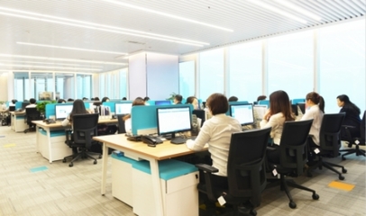 五方教育董事長佘晏飛 以信息服務業務為引擎，打造教育服務行業新標準